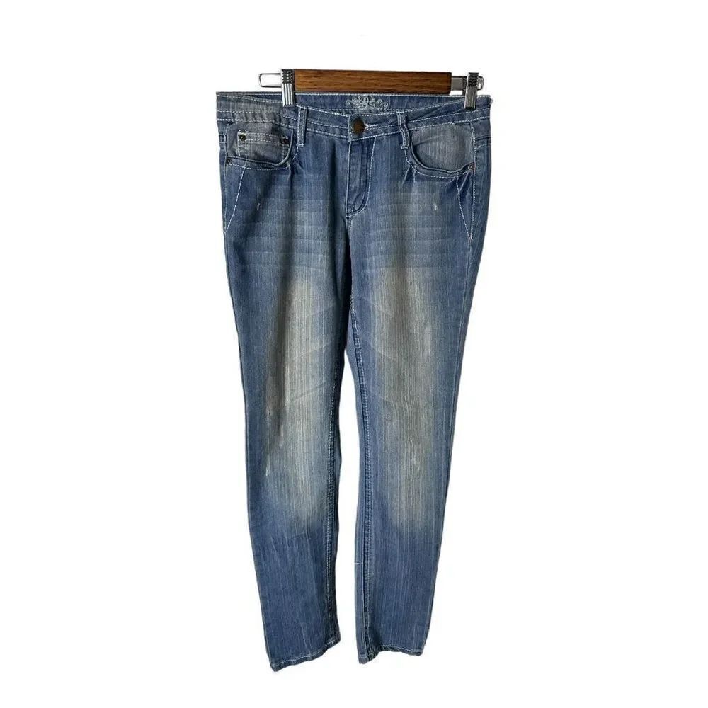 DO Denim Low Rise Light Wash Skinny Jeans - Size 7 Juniors